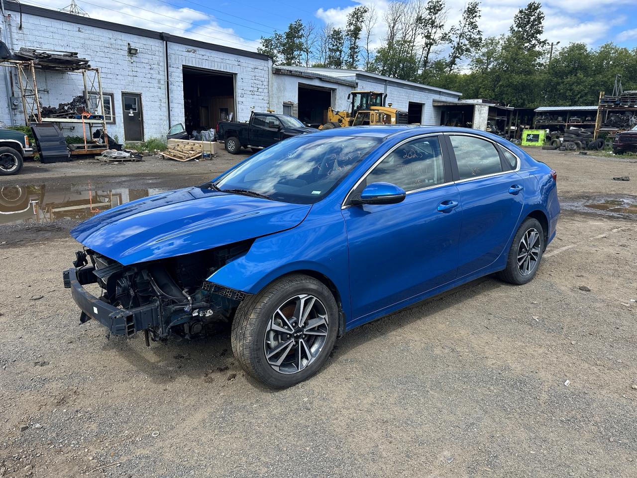 2023 KIA FORTE EX