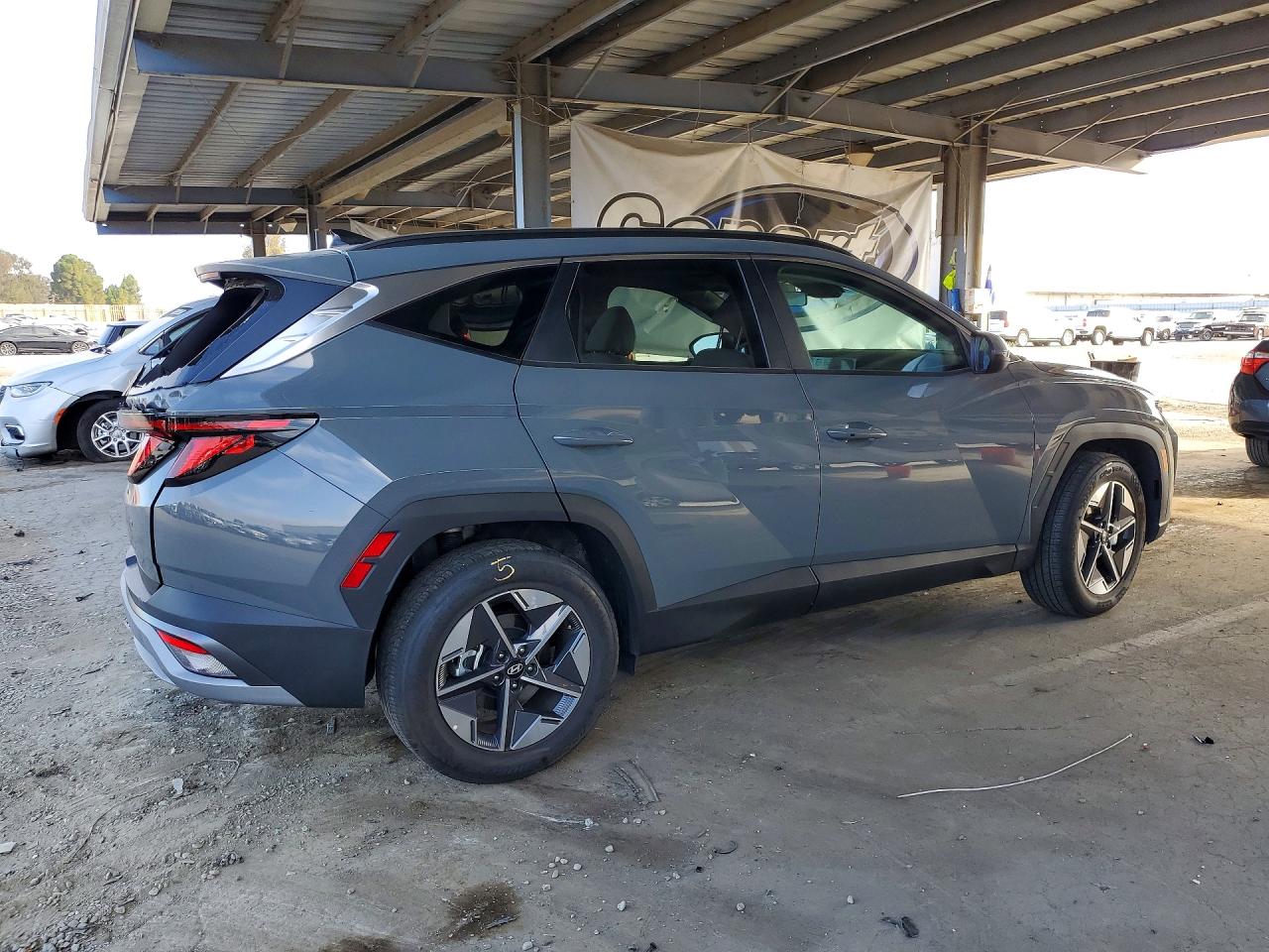 2026 HYUNDAI TUCSON SEL — снимка 3