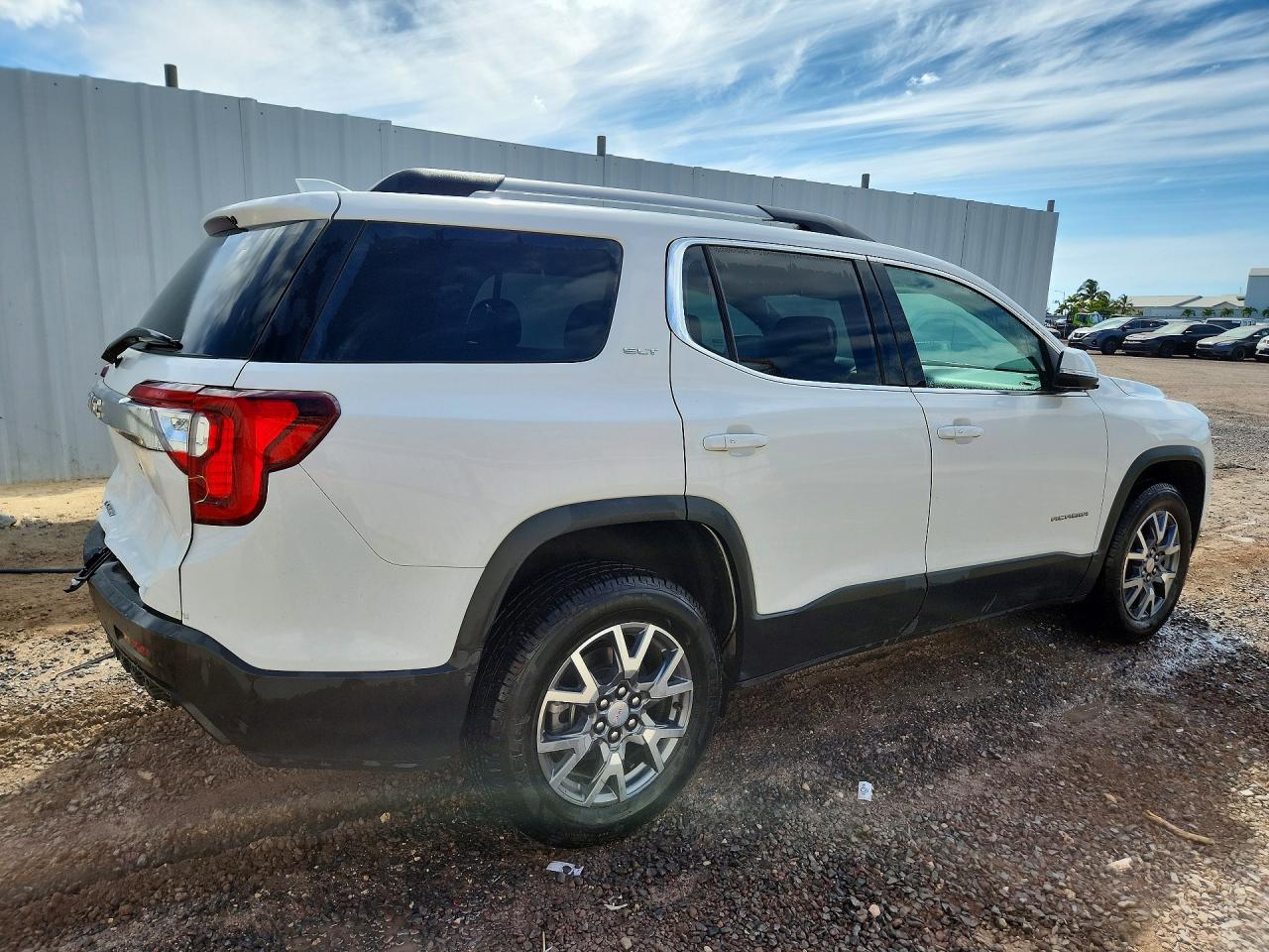 2023 GMC ACADIA SLT — снимка 3