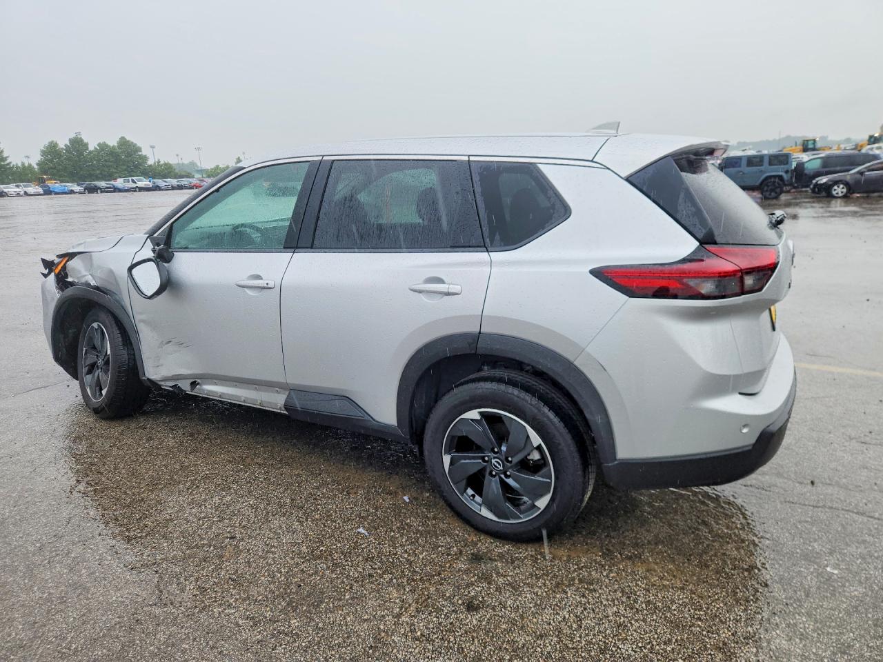 2025 NISSAN ROGUE SV — снимка 2