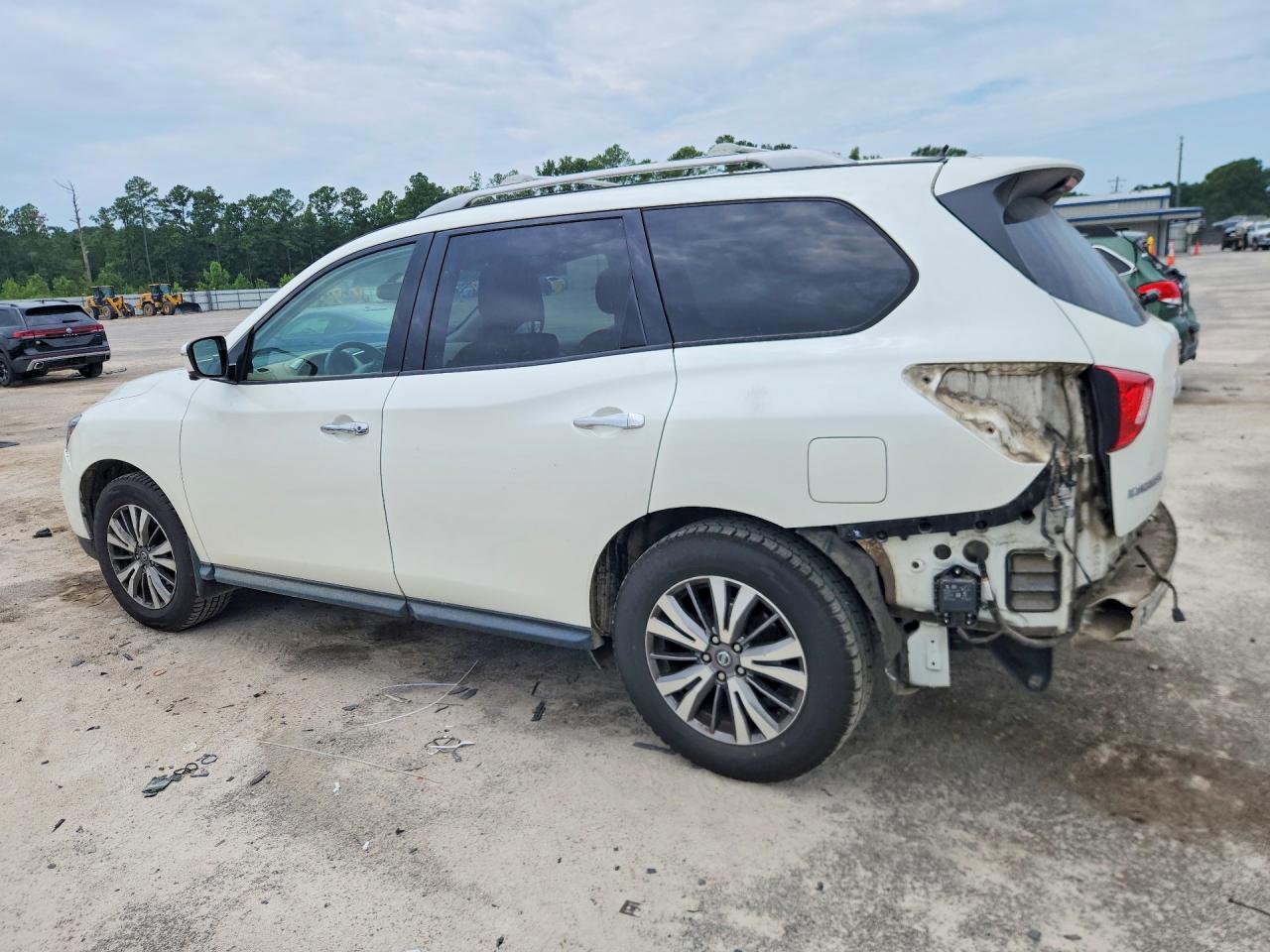 2018 NISSAN PATHFINDER SL — снимка 2