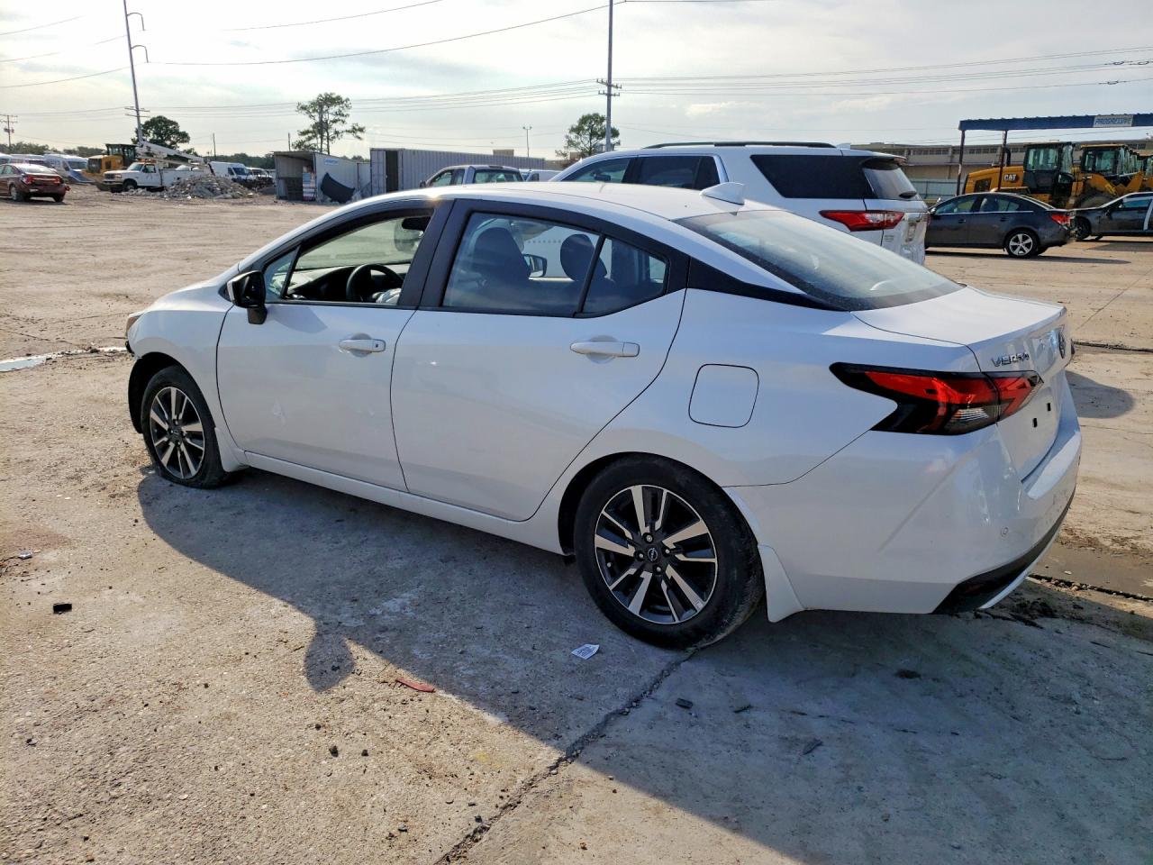 2025 NISSAN VERSA SV — photo 2