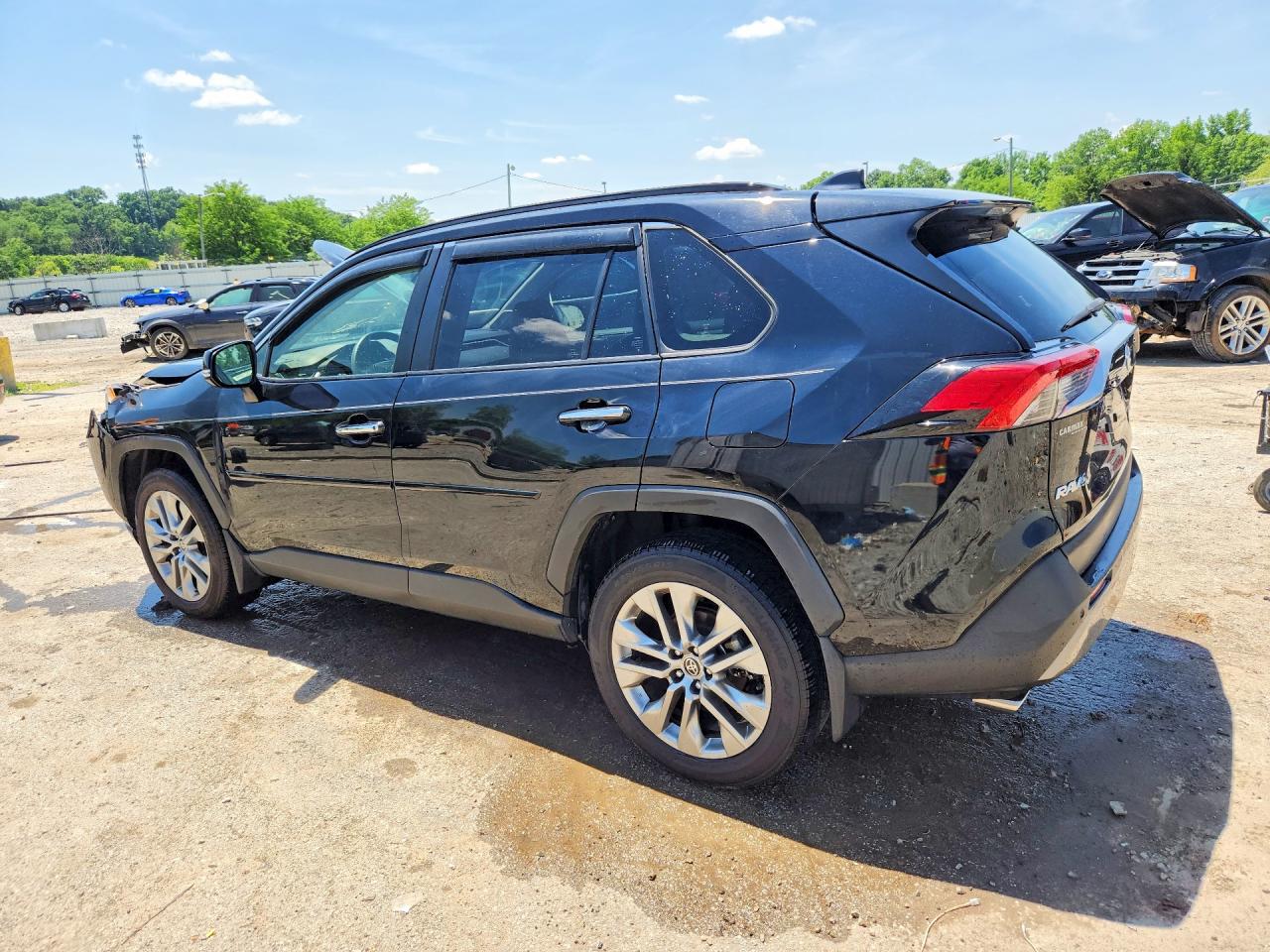 2020 TOYOTA RAV4 LIMITED — снимка 2