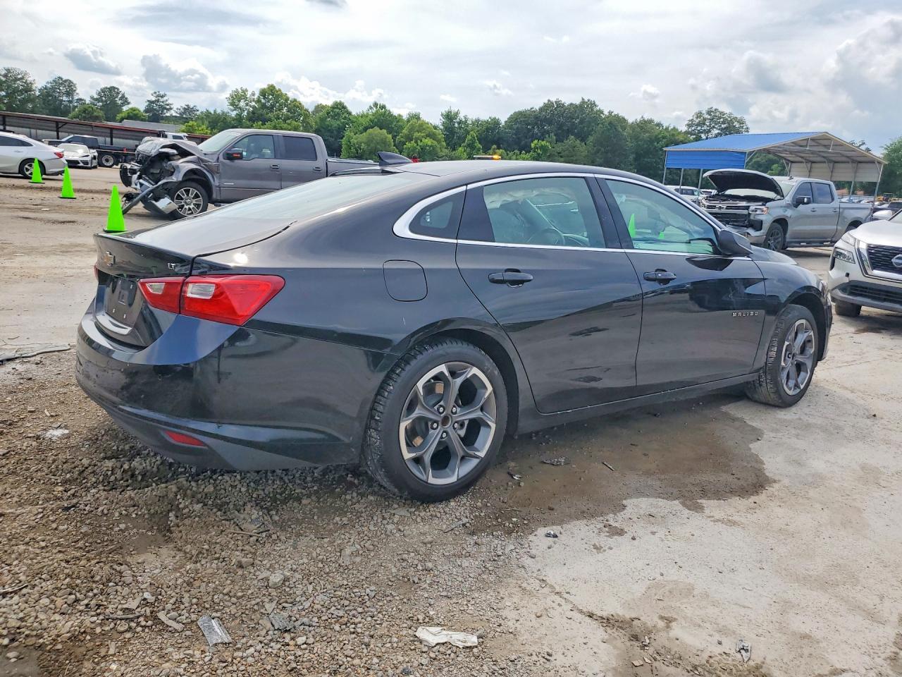 2024 CHEVROLET MALIBU LT — снимка 3