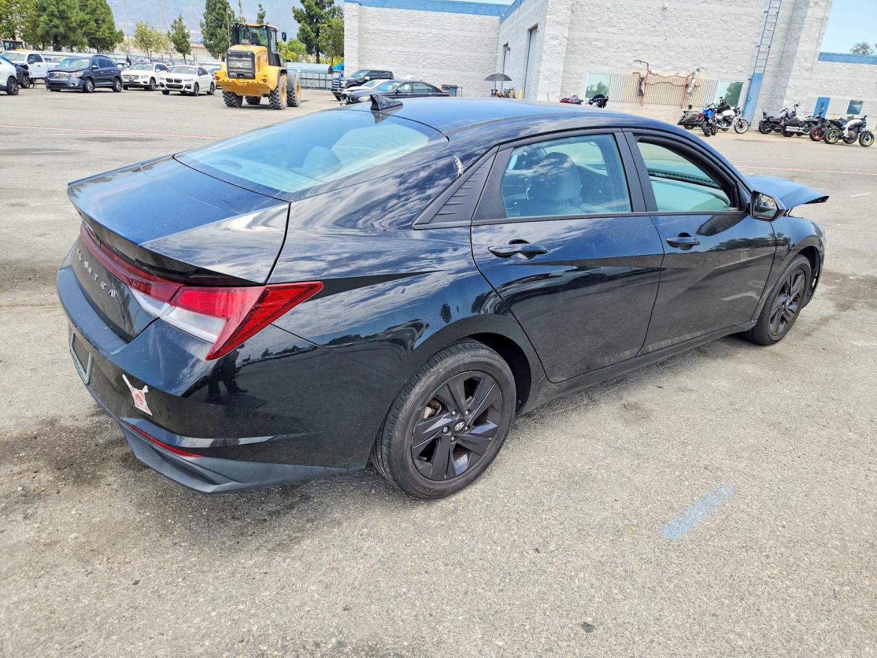 2021 HYUNDAI ELANTRA SE — снимка 3