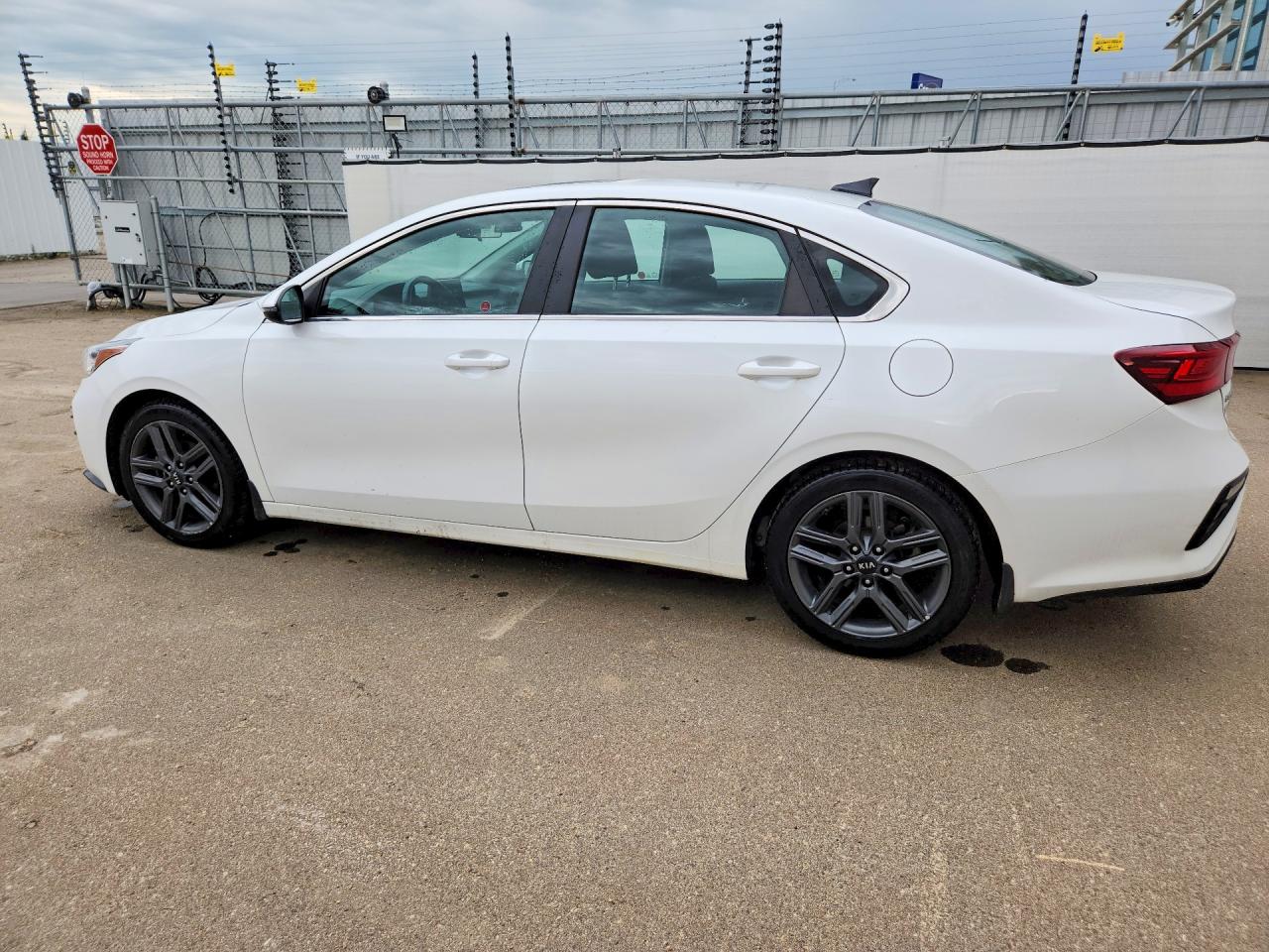 2021 KIA FORTE EX — снимка 2