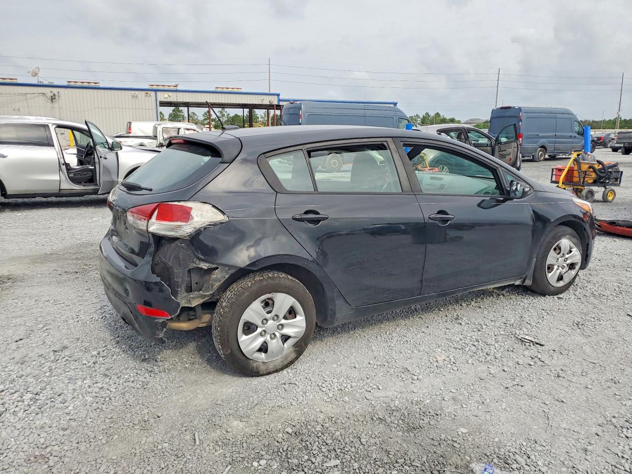 2018 KIA FORTE5 LX — снимка 3