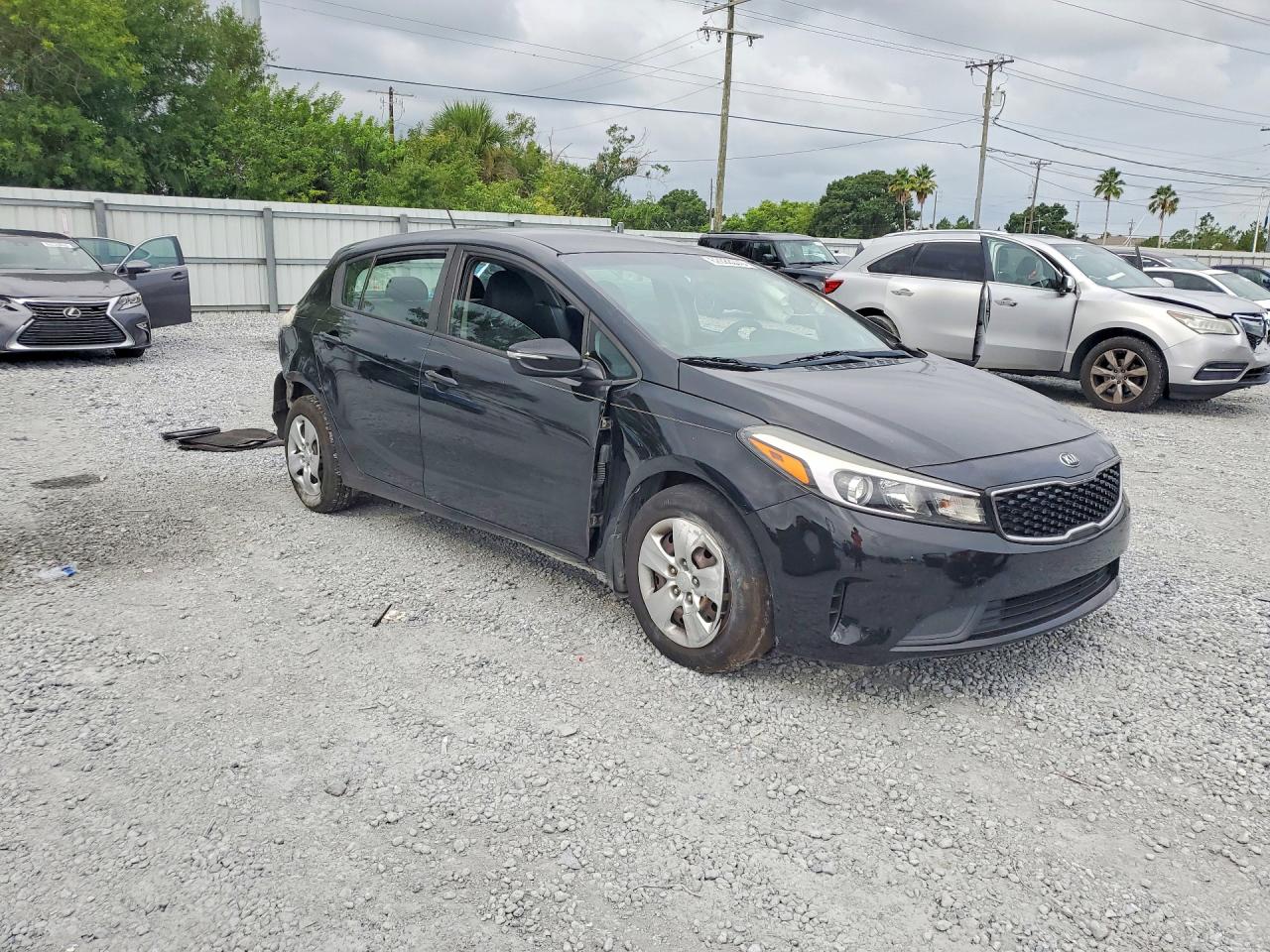 2018 KIA FORTE5 LX — снимка 4