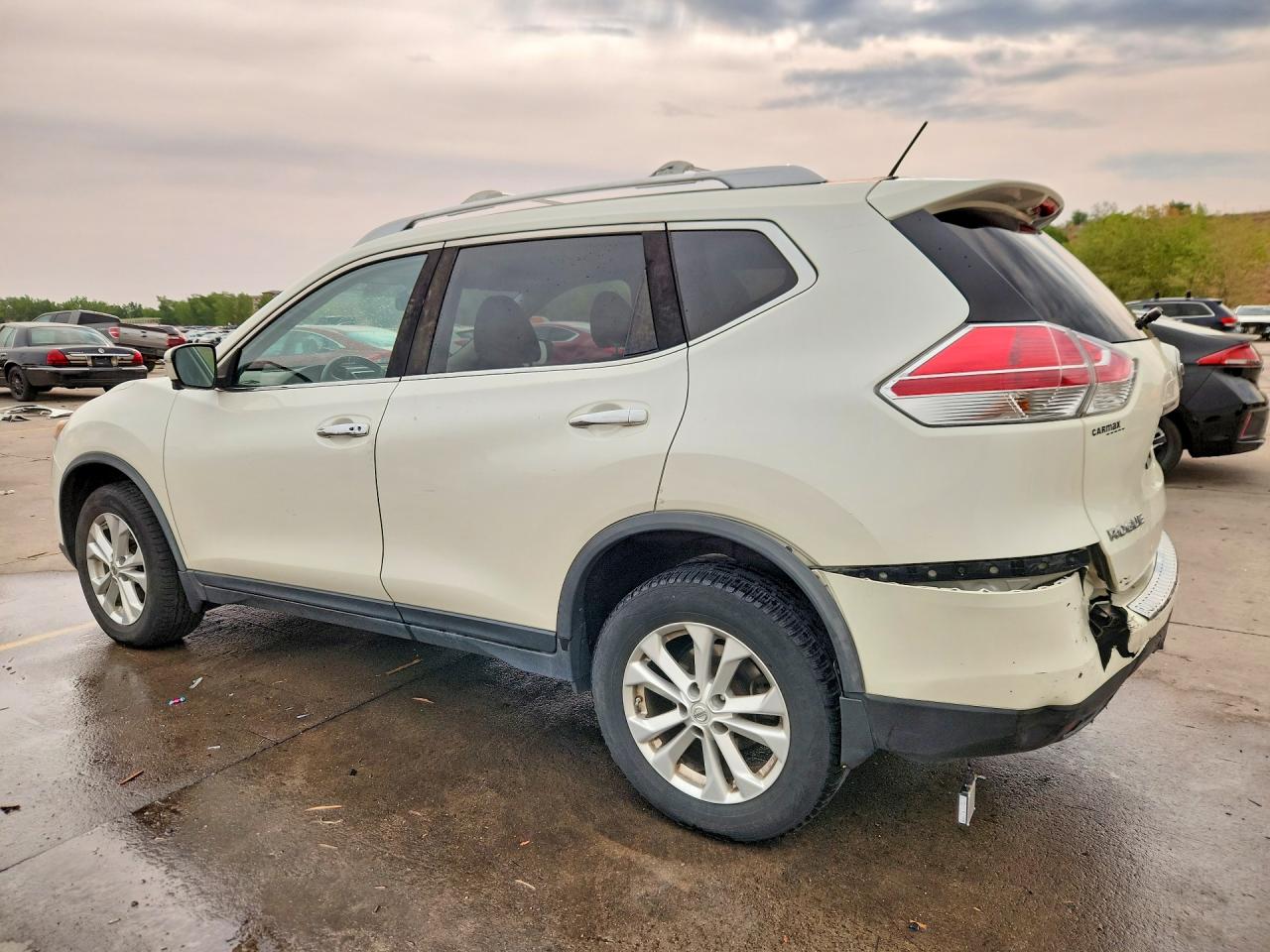 2016 NISSAN ROGUE SV — снимка 2