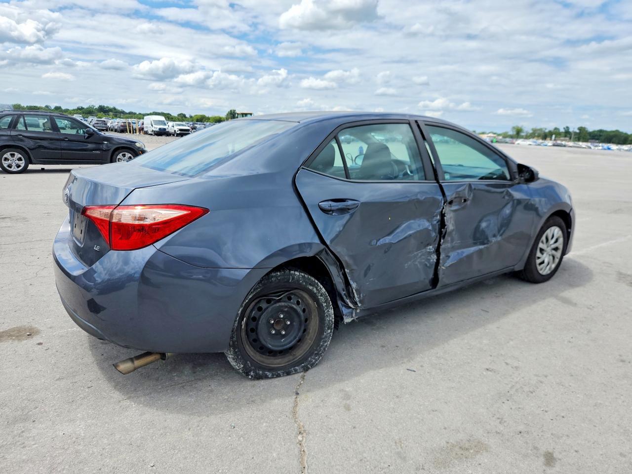 2017 TOYOTA COROLLA LE — снимка 3