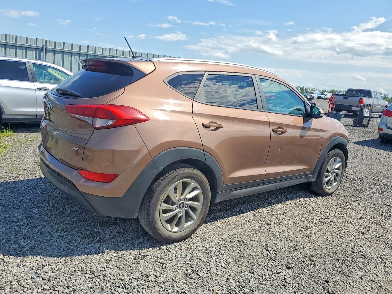 2016 HYUNDAI TUCSON SE — снимка 3