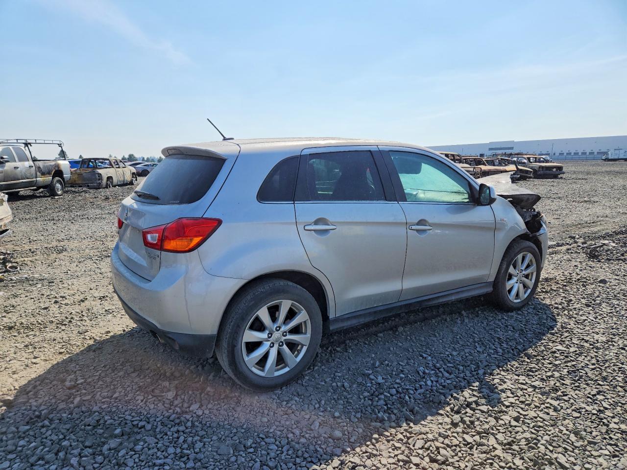 2015 MITSUBISHI OUTLANDER SPORT SE — снимка 3
