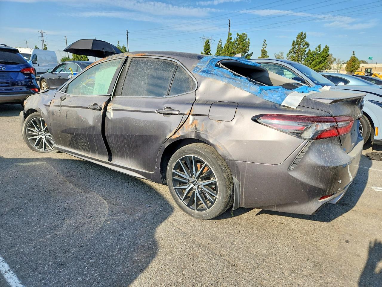 2021 TOYOTA CAMRY SE — снимка 2