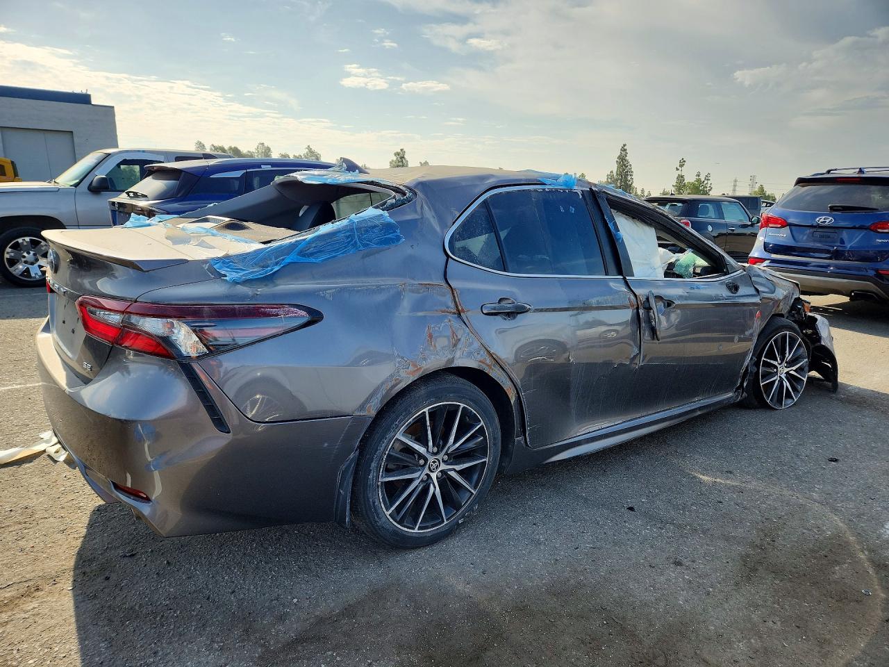 2021 TOYOTA CAMRY SE — снимка 3