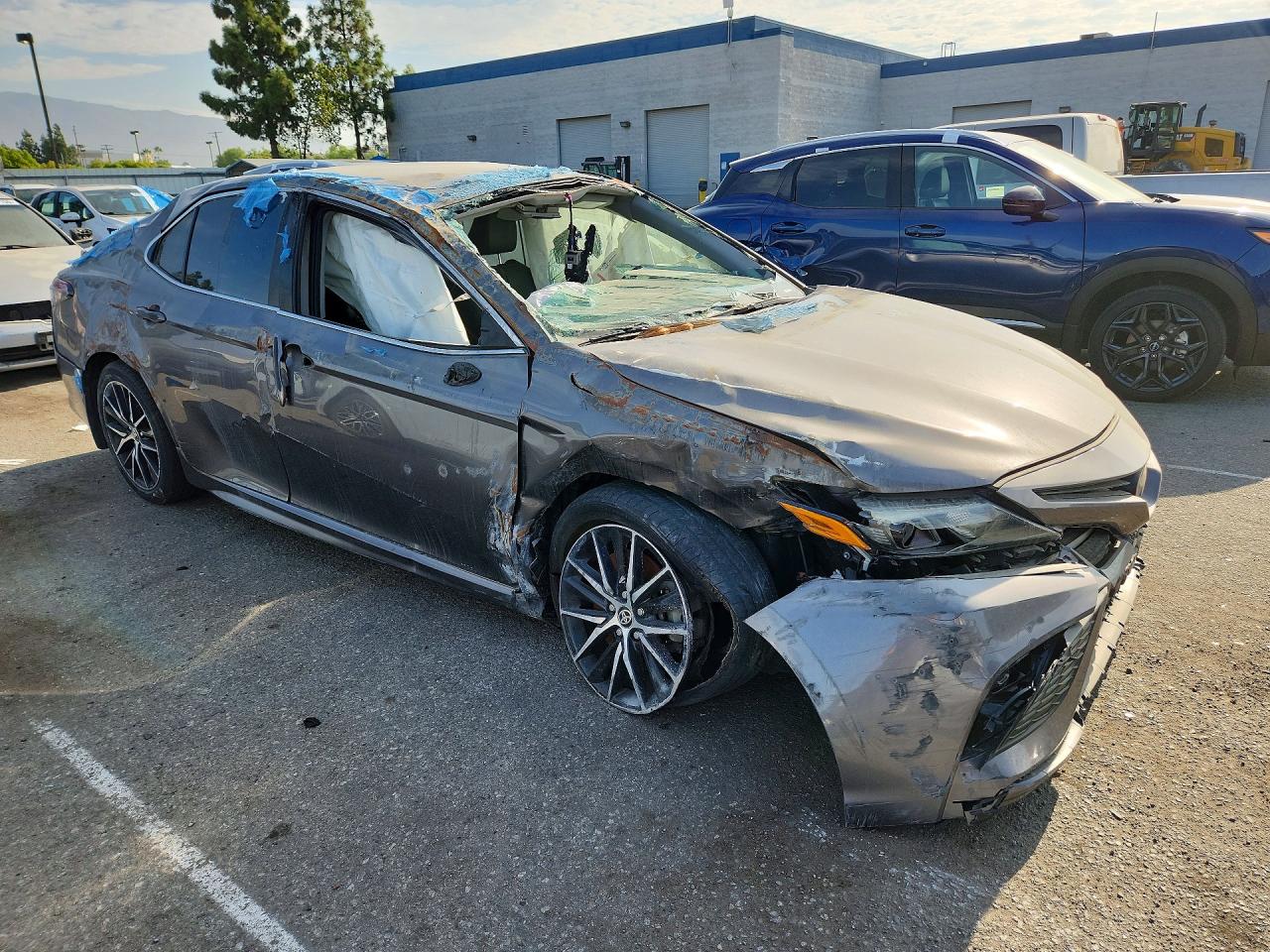 2021 TOYOTA CAMRY SE — снимка 4