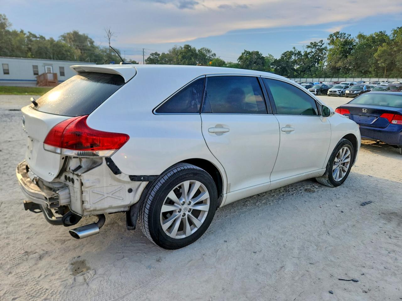 2015 TOYOTA VENZA LE — снимка 3