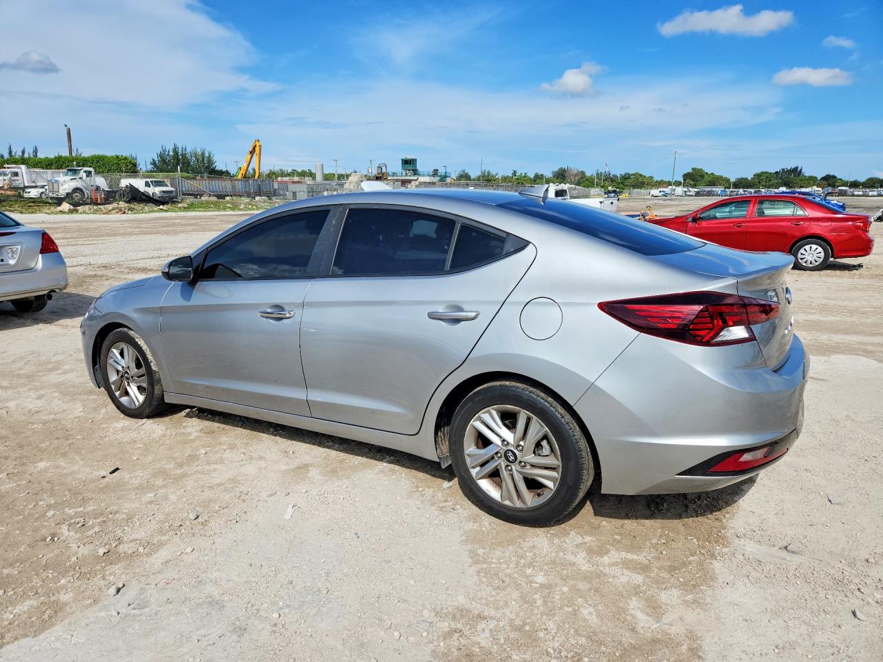 2020 HYUNDAI ELANTRA SEL — снимка 2