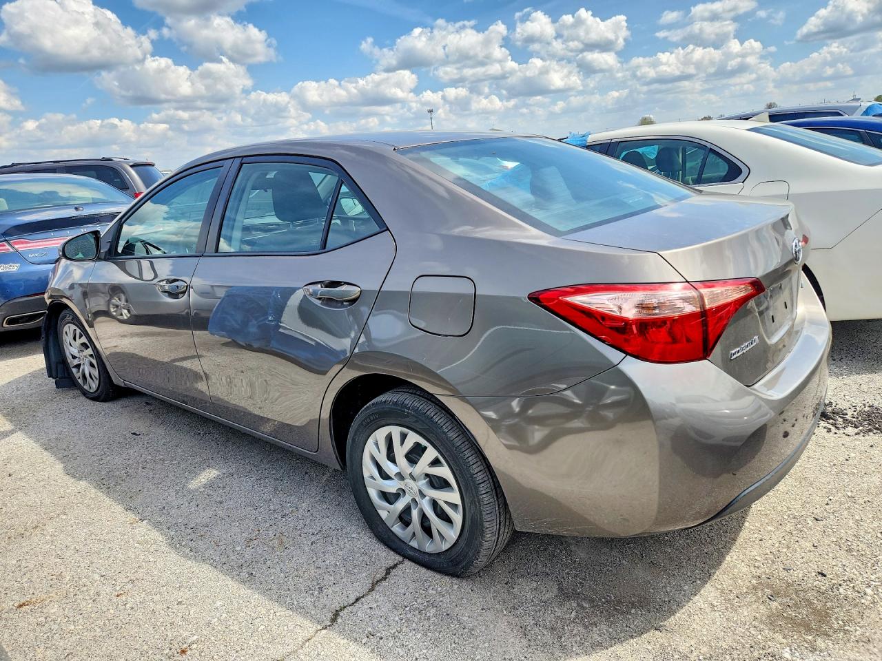 2017 TOYOTA COROLLA — снимка 2