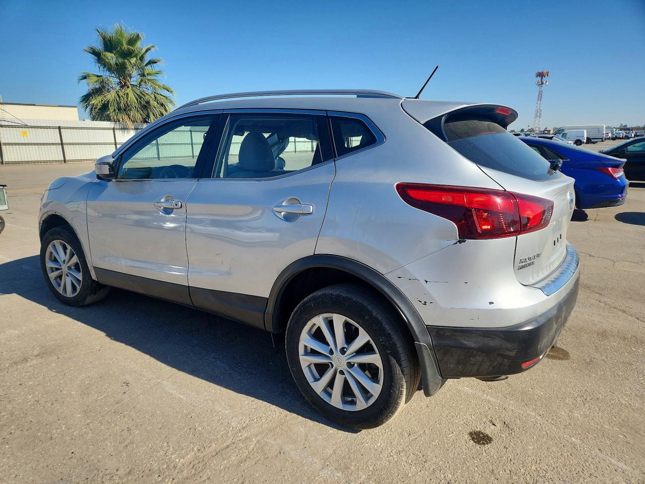 2018 NISSAN ROGUE SPORT SV — снимка 2