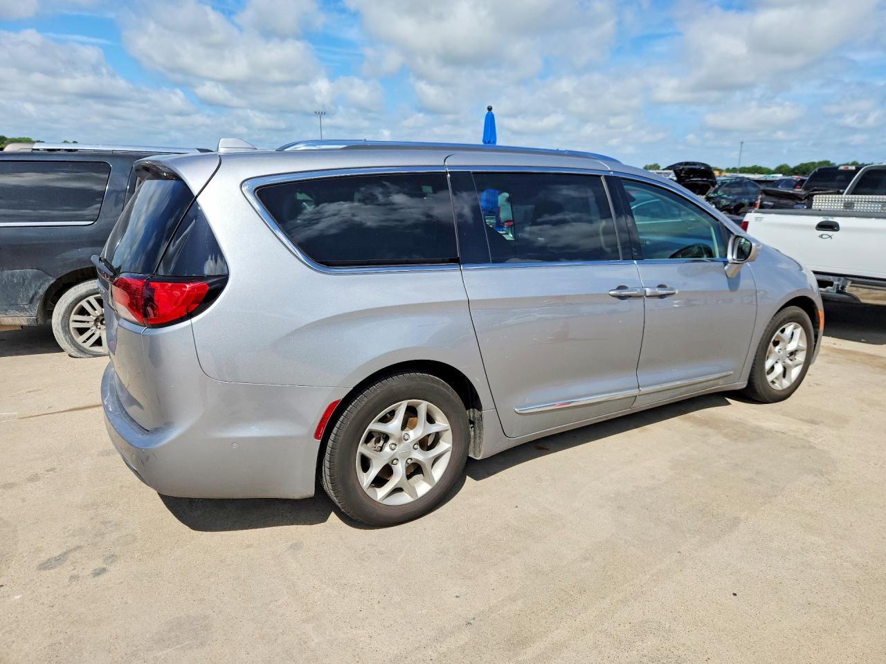 2018 CHRYSLER PACIFICA TOURING L PLUS — снимка 3