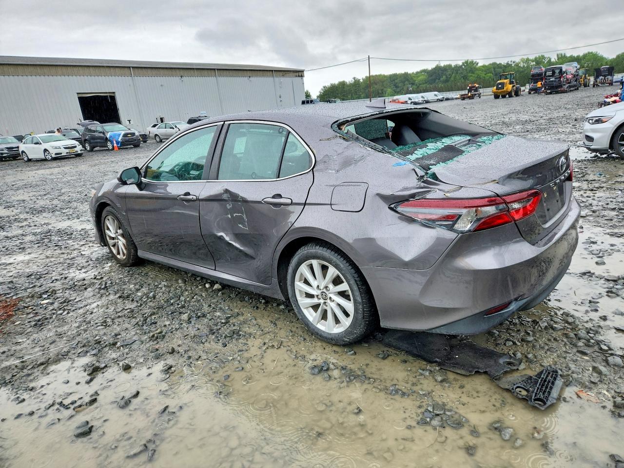 2023 TOYOTA CAMRY LE — снимка 2