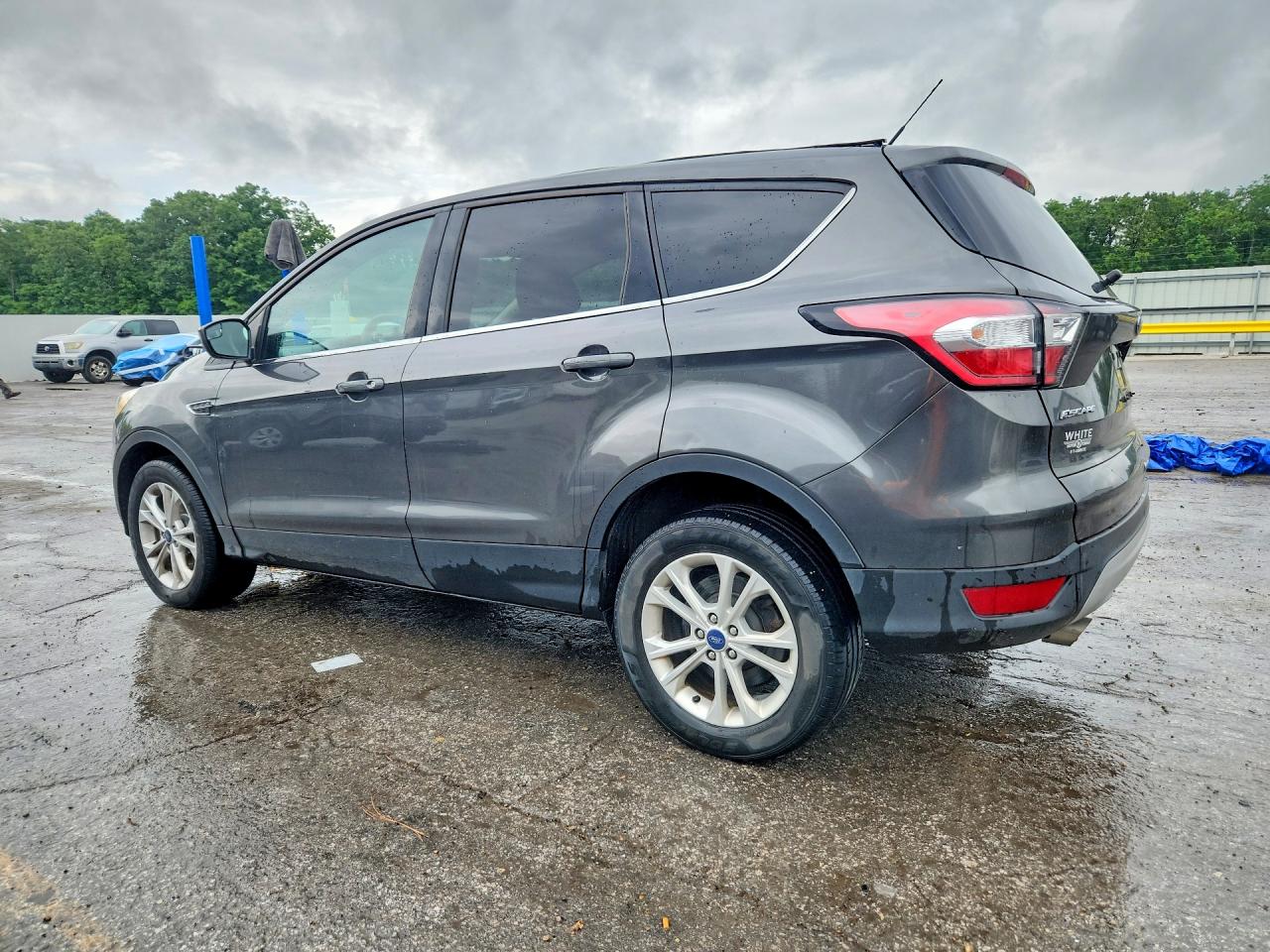 2017 FORD ESCAPE SE — снимка 2