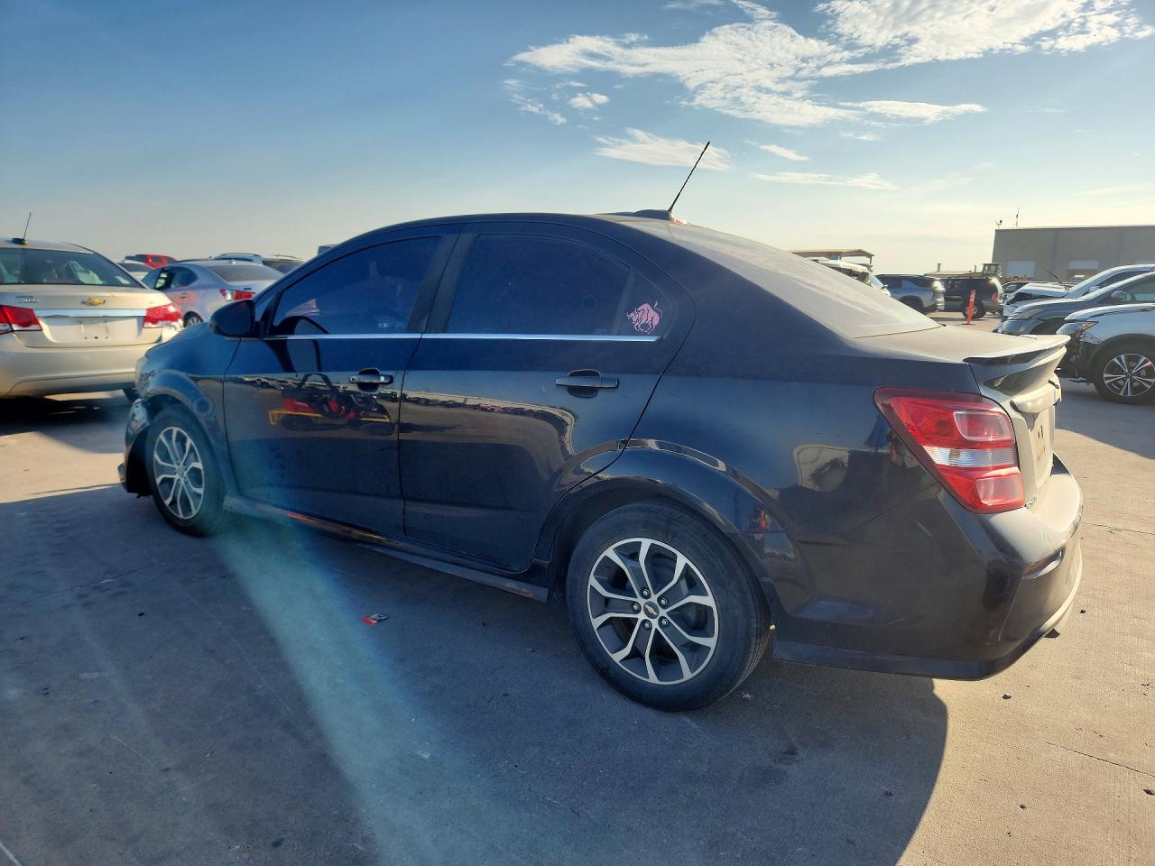 2017 CHEVROLET SONIC LT — снимка 2