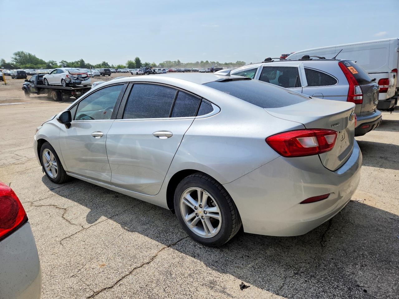 2017 CHEVROLET CRUZE LT — снимка 2