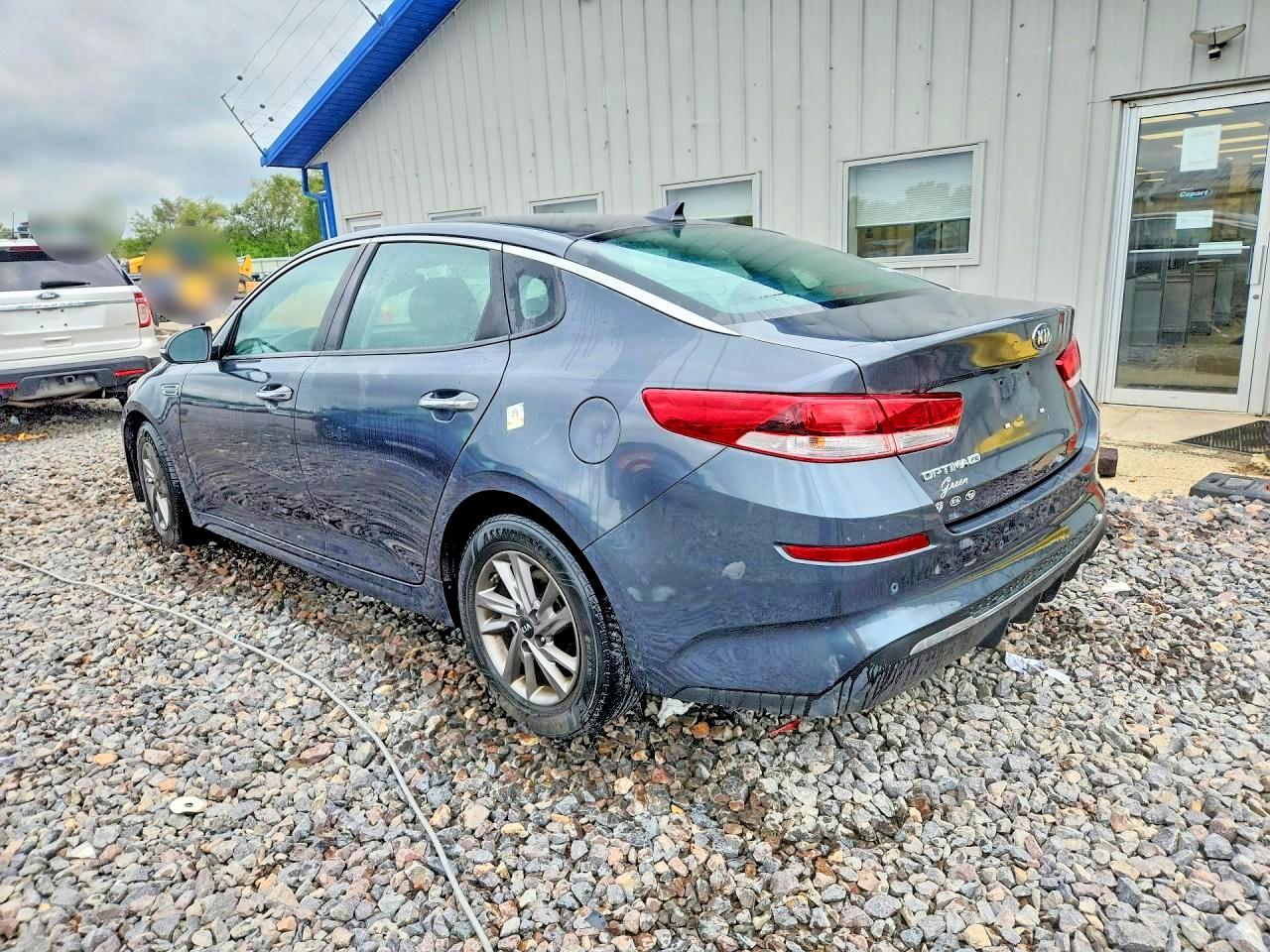 2020 KIA OPTIMA LX — снимка 2