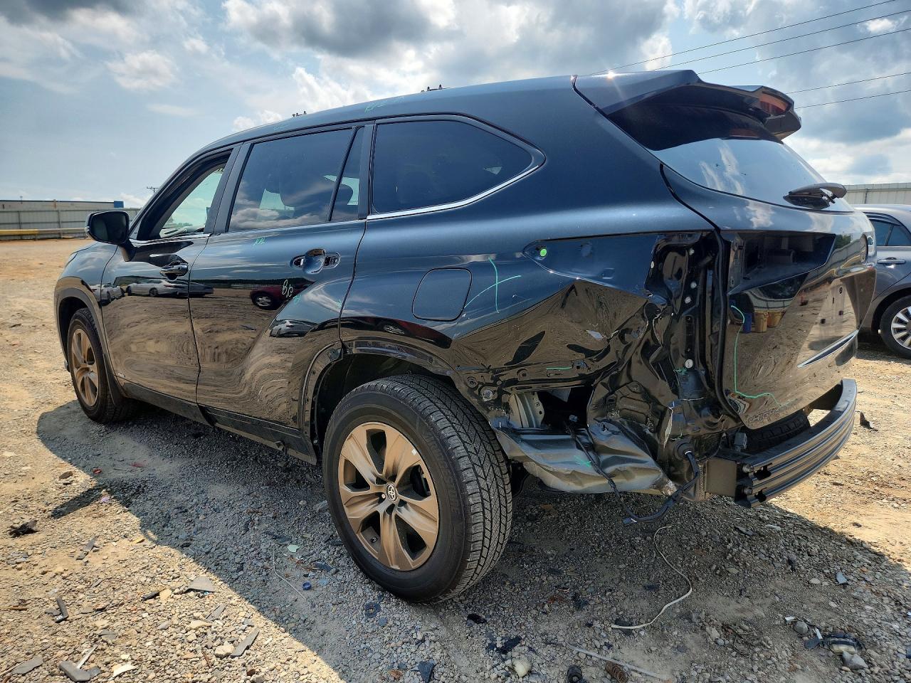 2023 TOYOTA HIGHLANDER HYBRID BRONZE EDITION — снимка 2