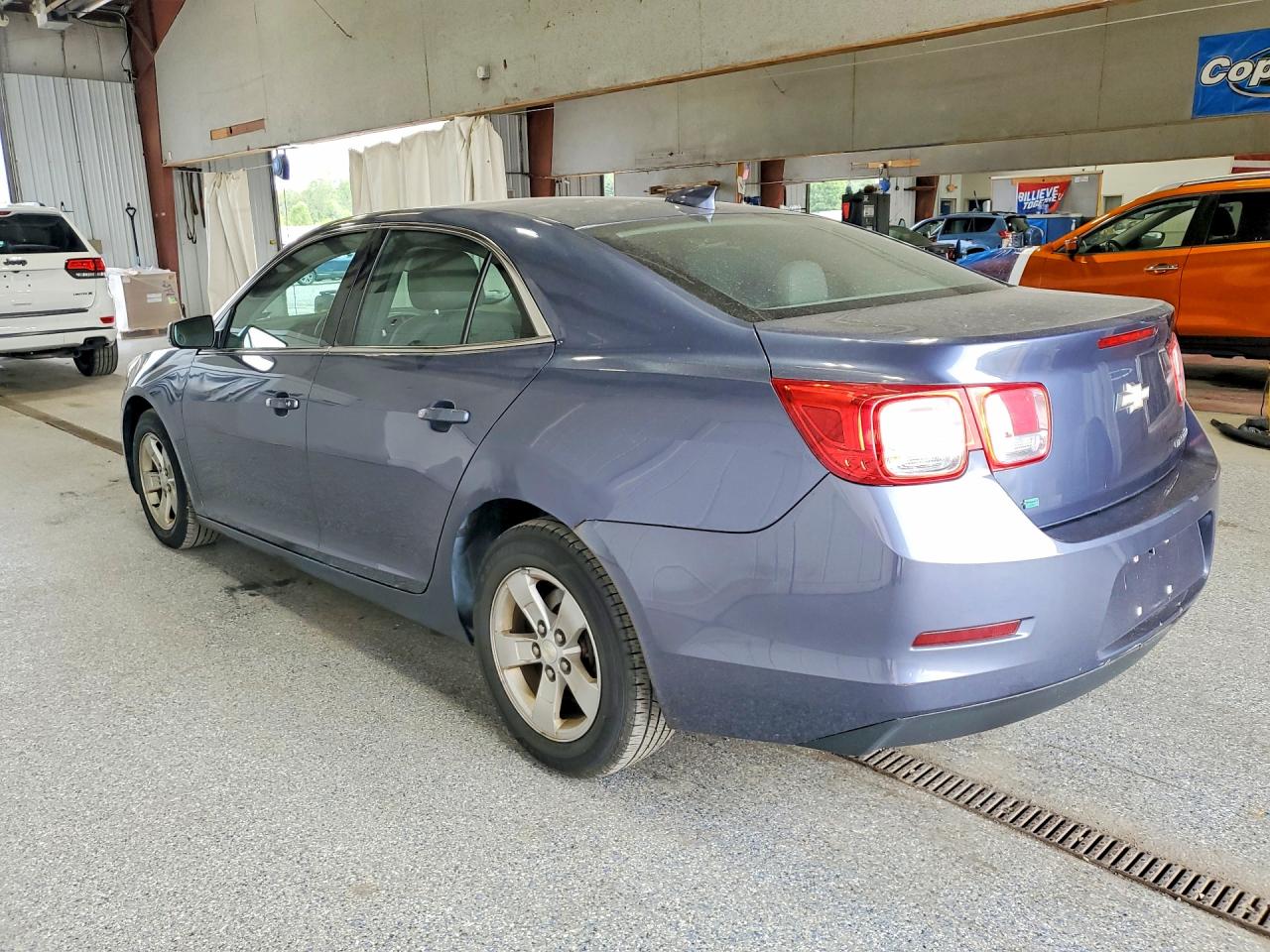 2015 CHEVROLET MALIBU 1LT — снимка 2