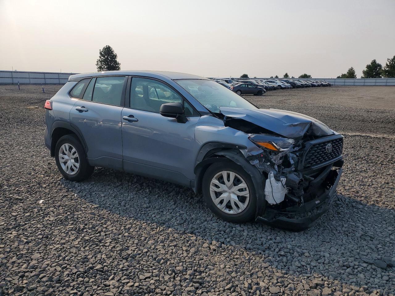 2024 TOYOTA COROLLA CROSS L — снимка 4