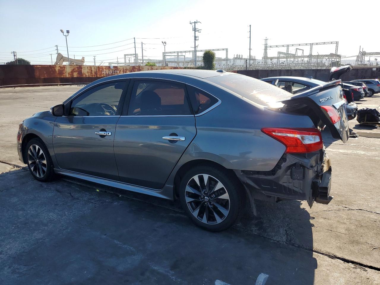 2018 NISSAN SENTRA SR — снимка 2