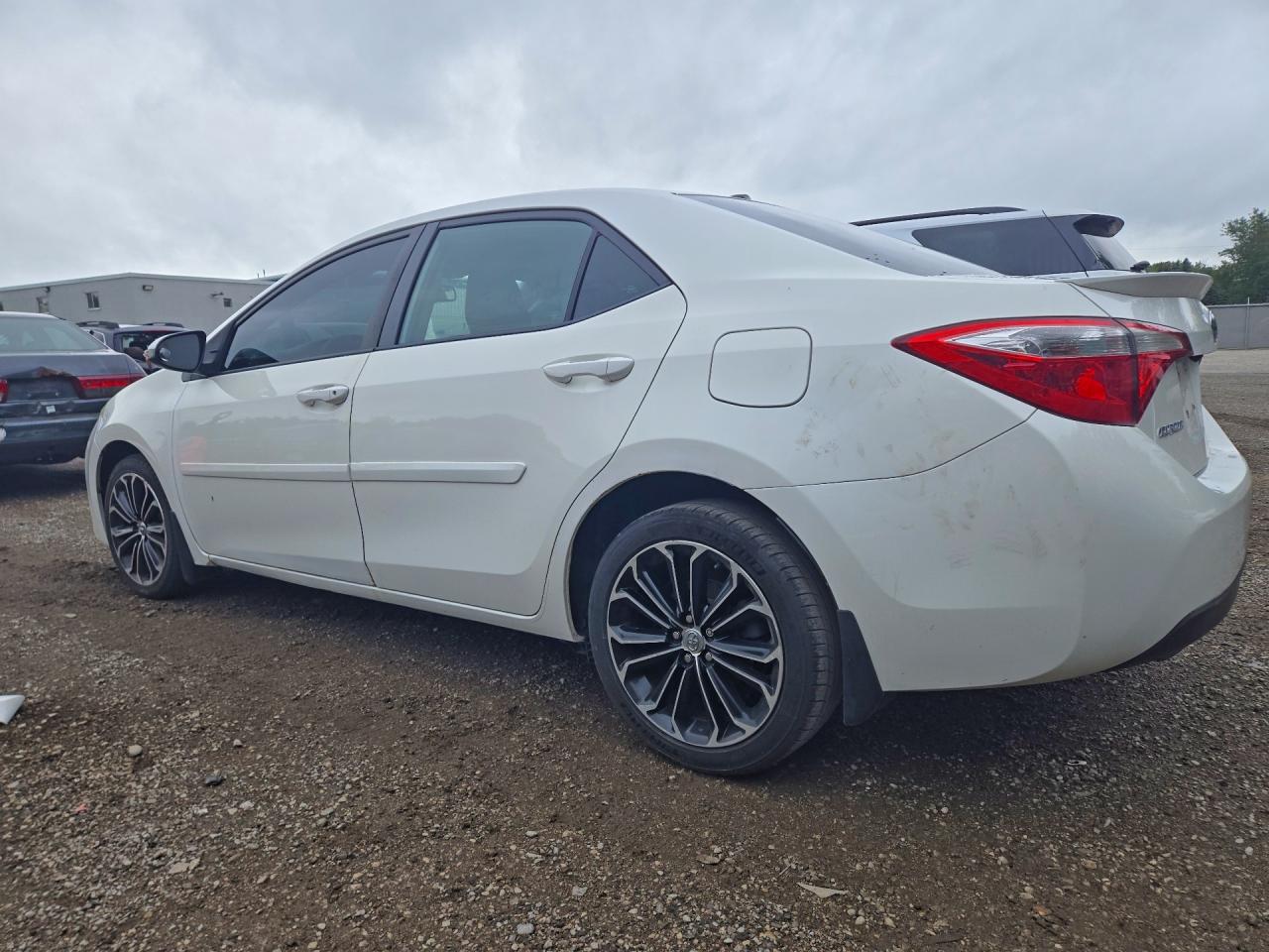 2015 TOYOTA COROLLA L — снимка 2