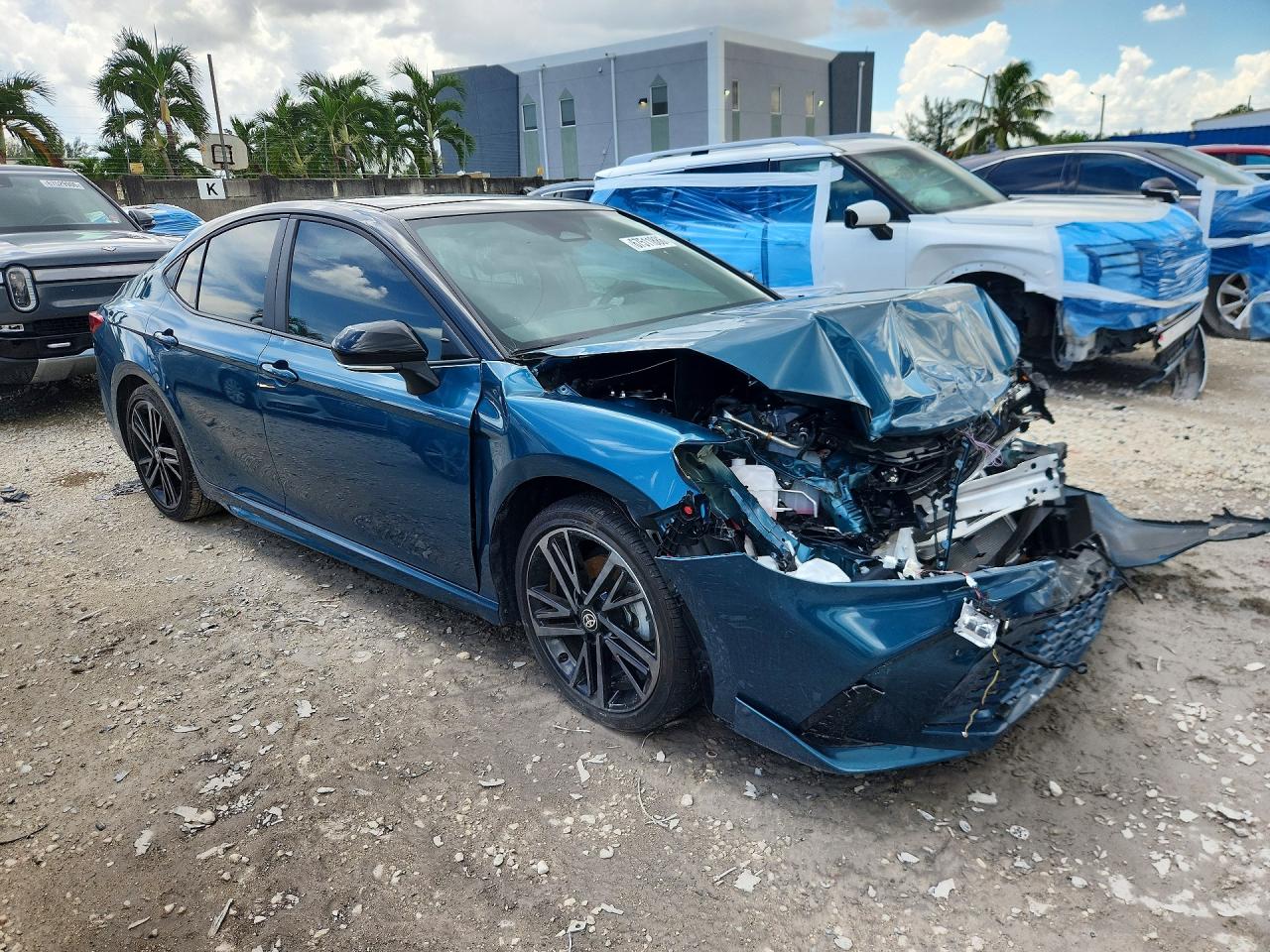 2026 TOYOTA CAMRY XSE — снимка 4