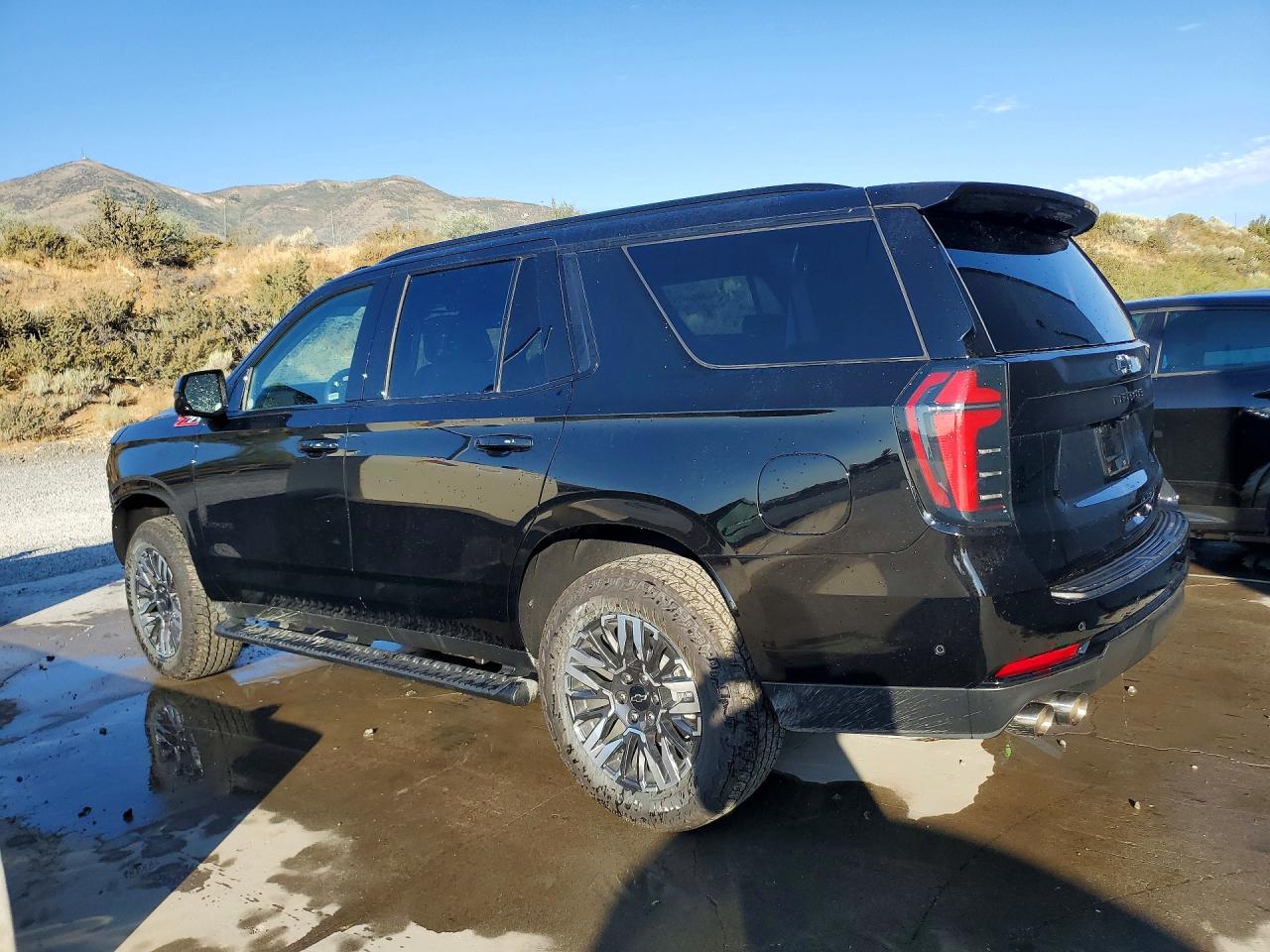 2026 CHEVROLET TAHOE K1500 Z71 — photo 2