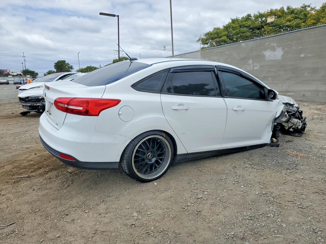 2015 FORD FOCUS SE — снимка 3