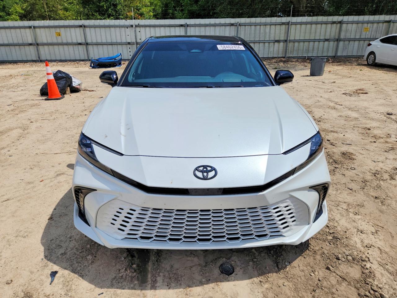 2025 TOYOTA CAMRY XSE — снимка 5