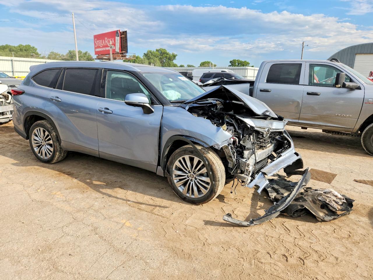2023 TOYOTA HIGHLANDER PLATINUM — снимка 4