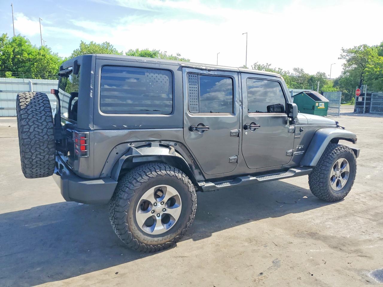 2016 JEEP WRANGLER UNLIMITED SAHARA — снимка 3
