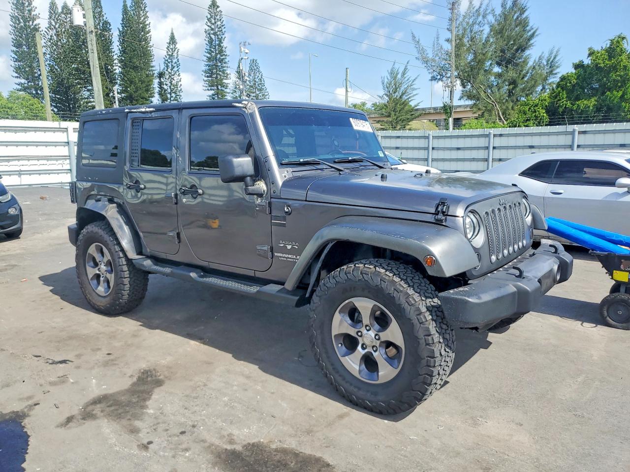 2016 JEEP WRANGLER UNLIMITED SAHARA — снимка 4