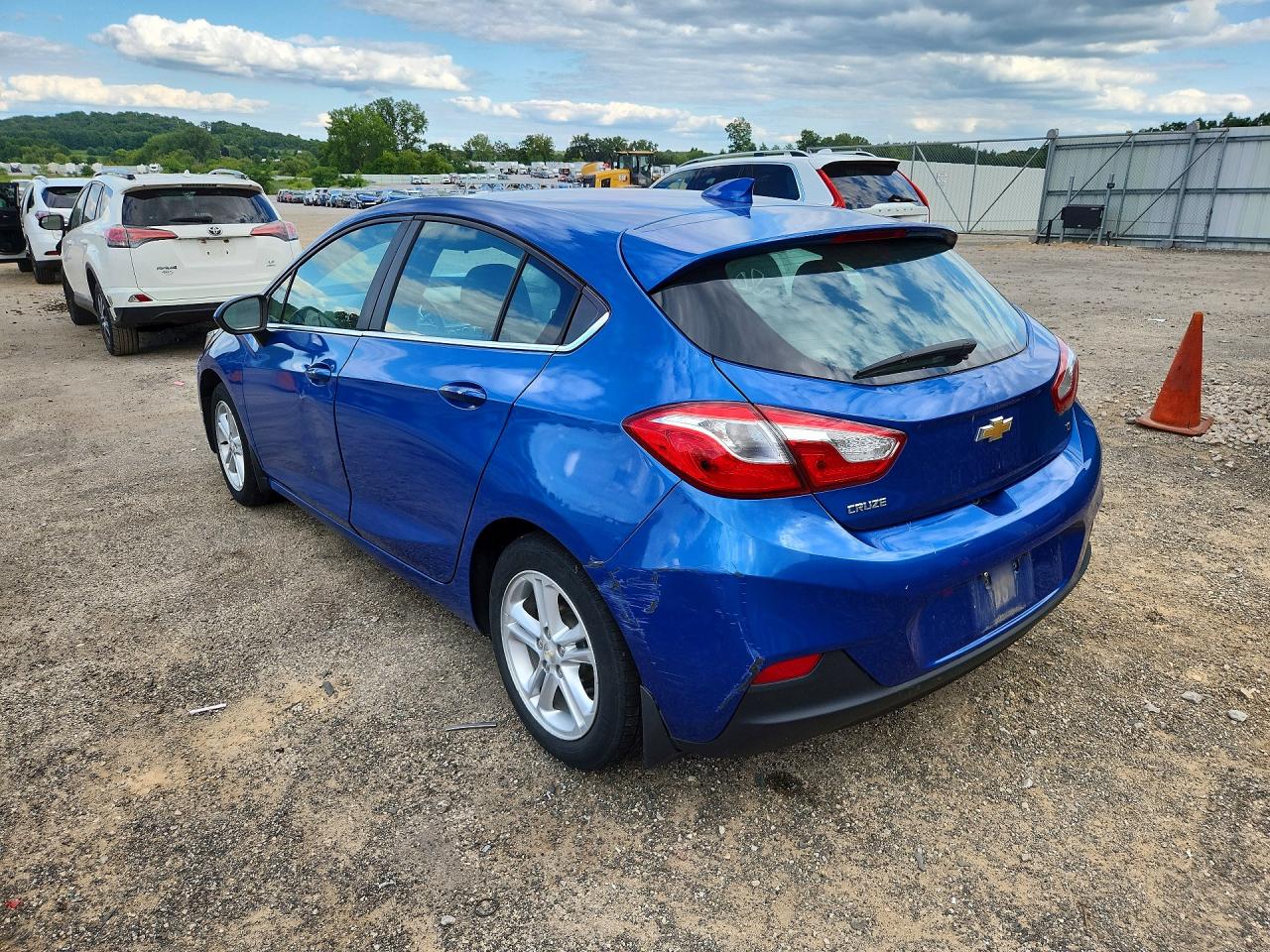 2017 CHEVROLET CRUZ LT — снимка 2