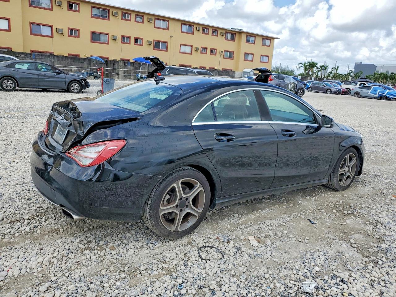 2014 MERCEDES-BENZ CLA 250 — снимка 3