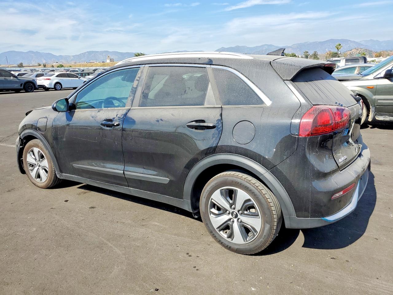 2018 KIA NIRO PLUG-IN HYBRID LX — снимка 2