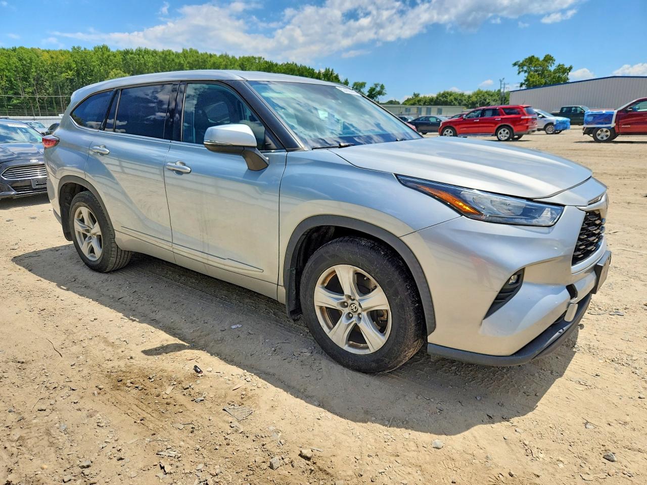 2020 TOYOTA HIGHLANDER LE — снимка 4