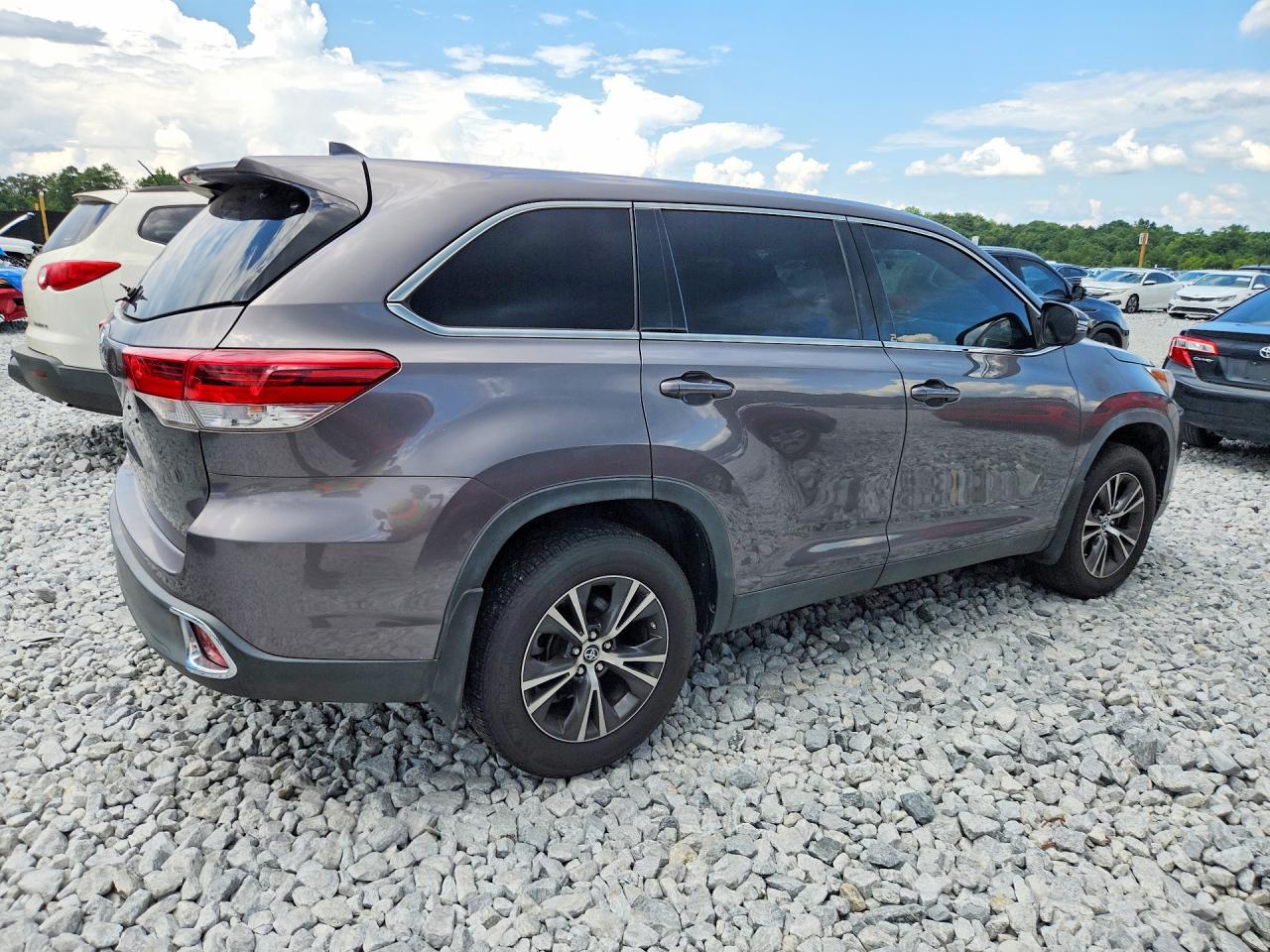 2019 TOYOTA HIGHLANDER LE PLUS — снимка 3