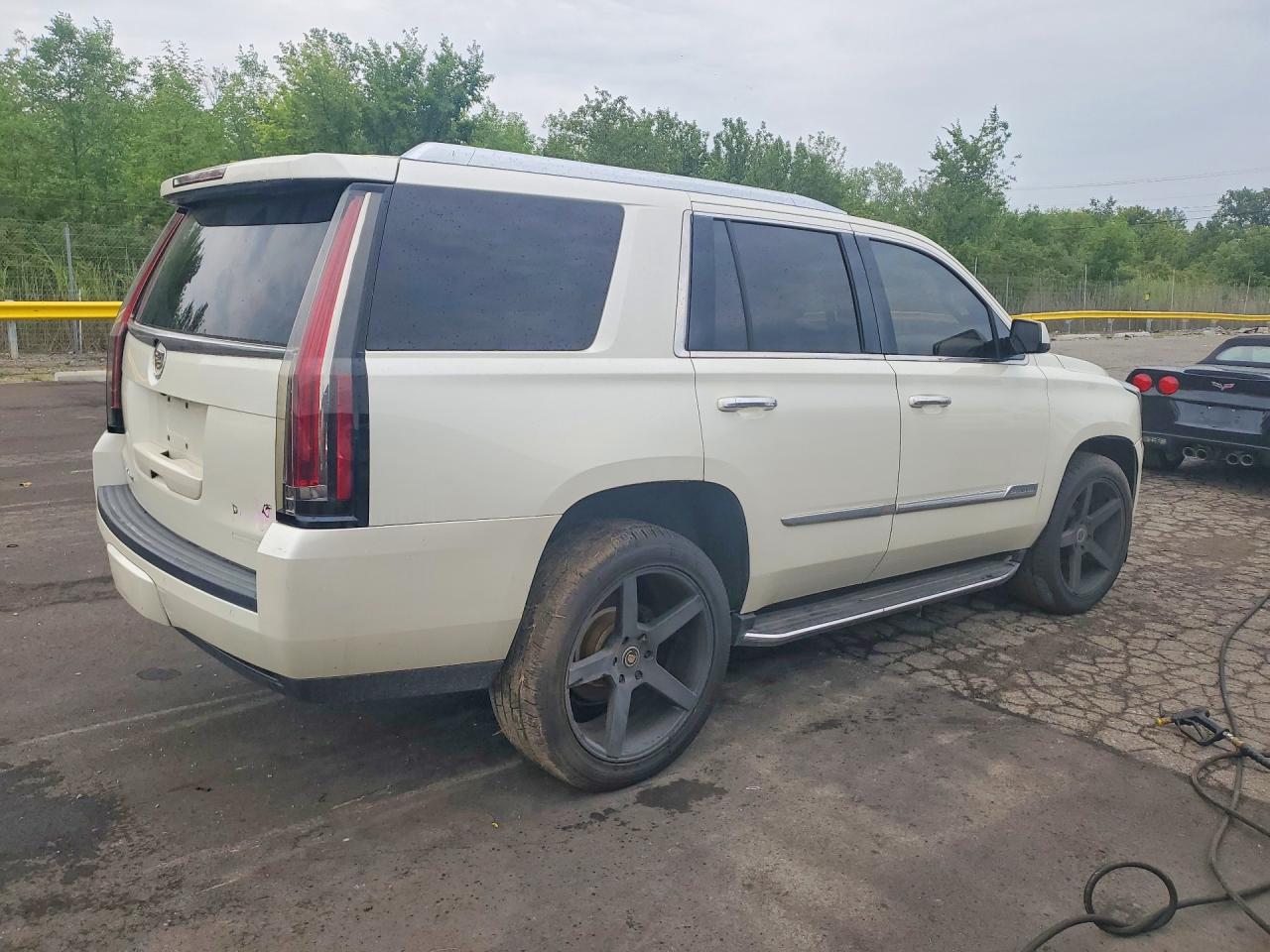 2015 CADILLAC ESCALADE LUXURY — снимка 3