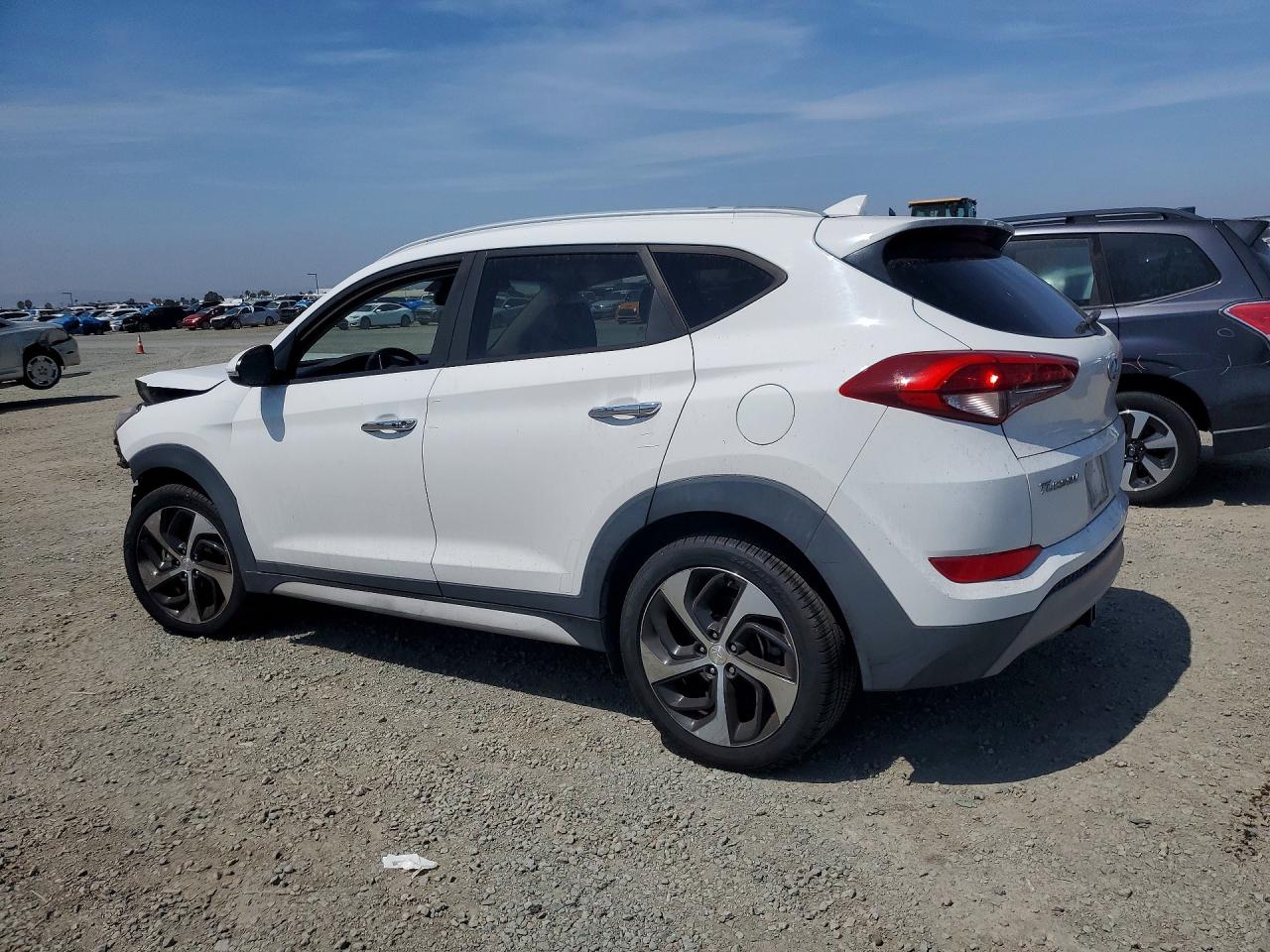 2017 HYUNDAI TUCSON LIMITED — снимка 2