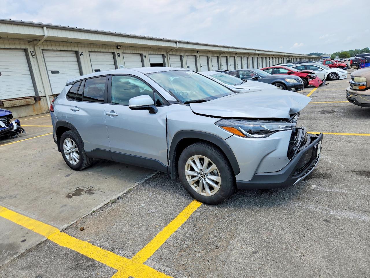 2024 TOYOTA COROLLA CROSS LE — снимка 4