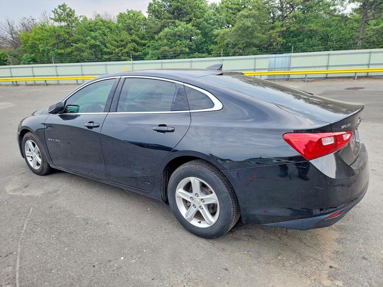 2020 CHEVROLET MALIBU LS — снимка 2